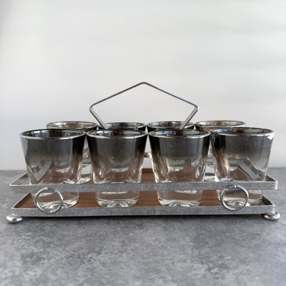 Vintage Silver Fade 8 Shot Glasses w/ Carrier Caddy MCM Barware - Picture 5 of 16